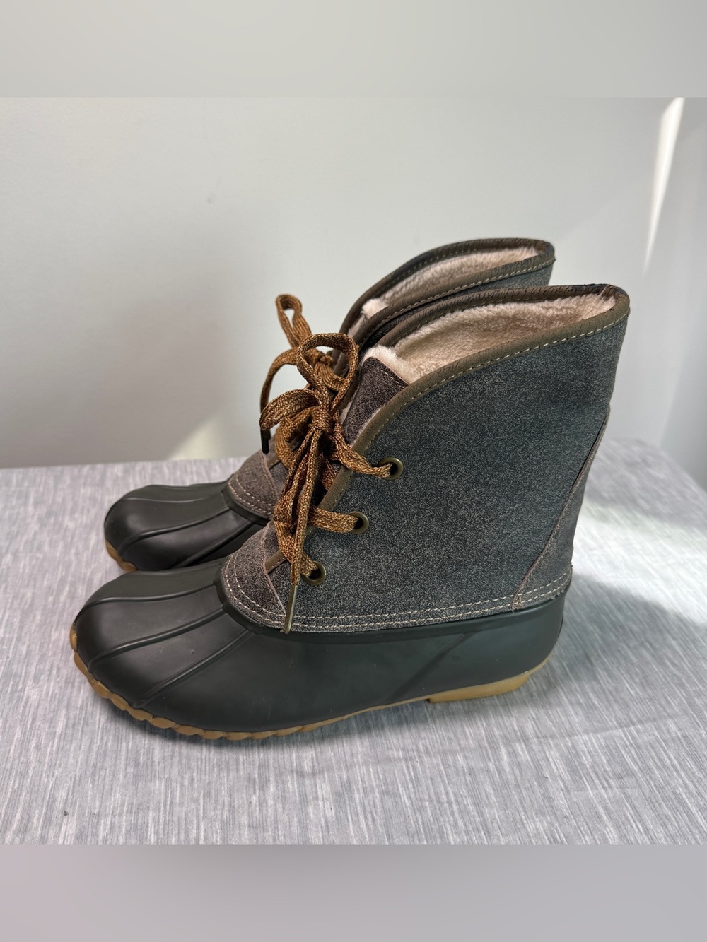 Vintage Sporto Diana Duck Boot | 7 | Gray Suede Faux Fur Lined | Genuine Duck - Picture 3 of 10